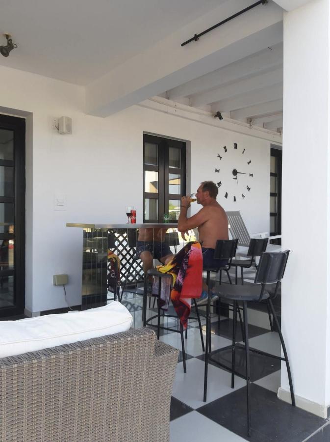 The Pervoli Studio - Pool - Close To Beach Larnaca Exterior photo